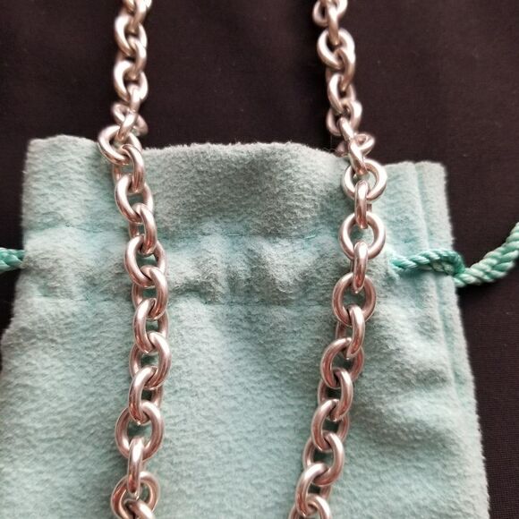 Tiffany & Co. Oval Tag Chain Necklace - Picture 4 of 9
